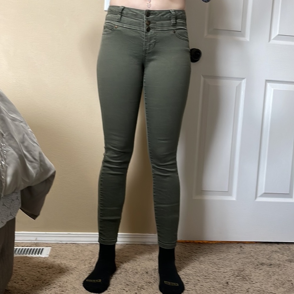 💎 SOLD 💎 Blue Spice Jeans